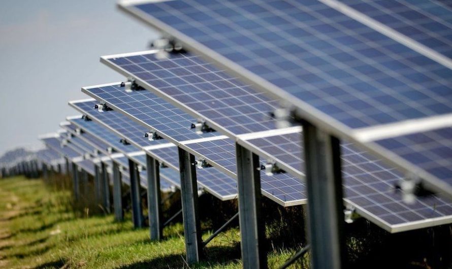Lincolnshire at risk of becoming solar ‘dumping ground’ as 14 farm applications progress.